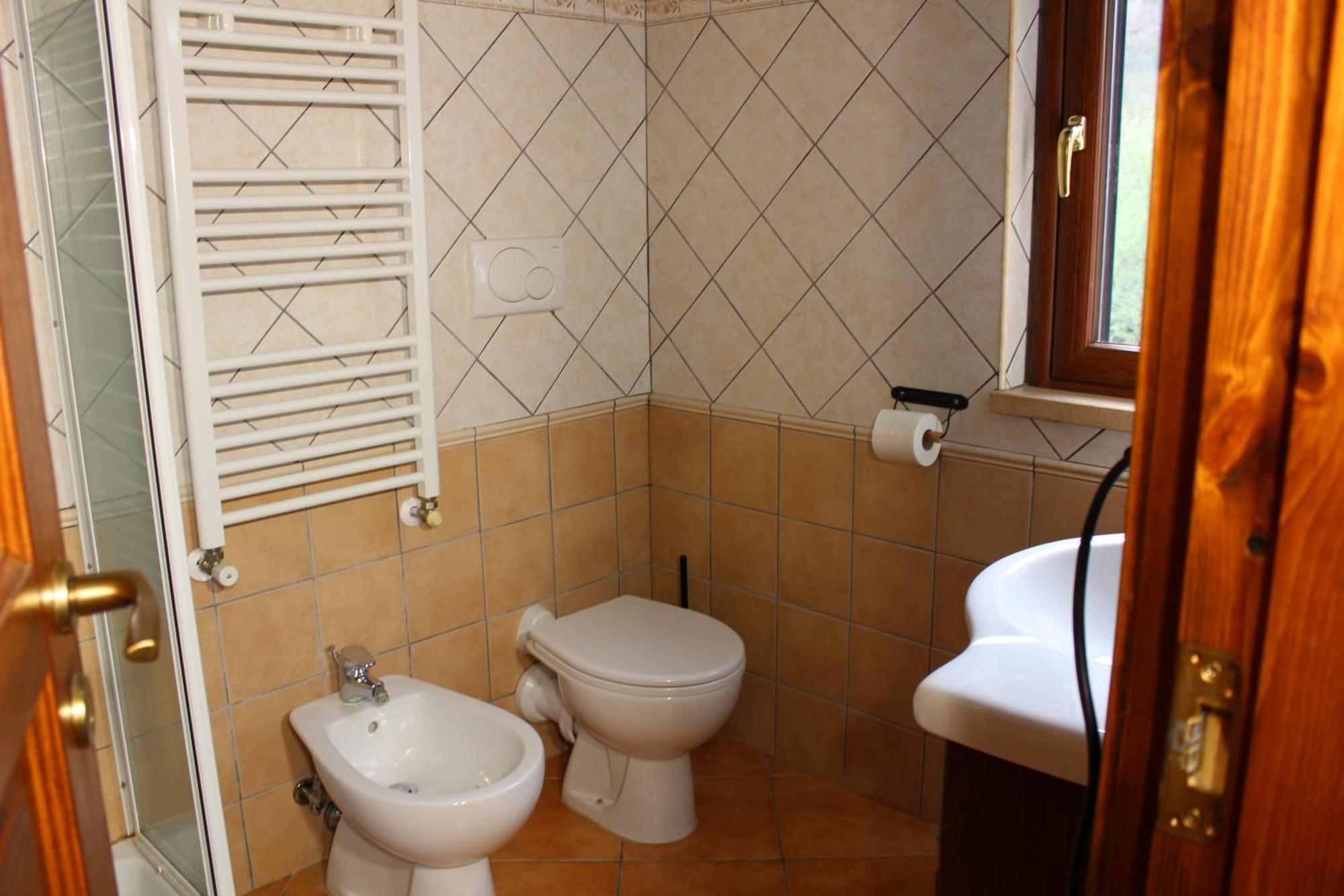 Varco Sabino Agriturismo Incantesimo Del Lago Salto מראה חיצוני תמונה